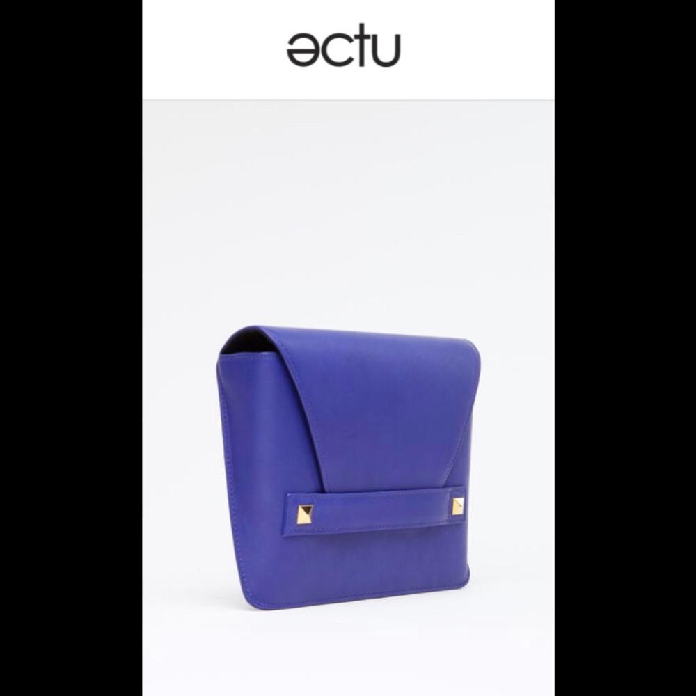 Ectu Starlet Leather Clutch